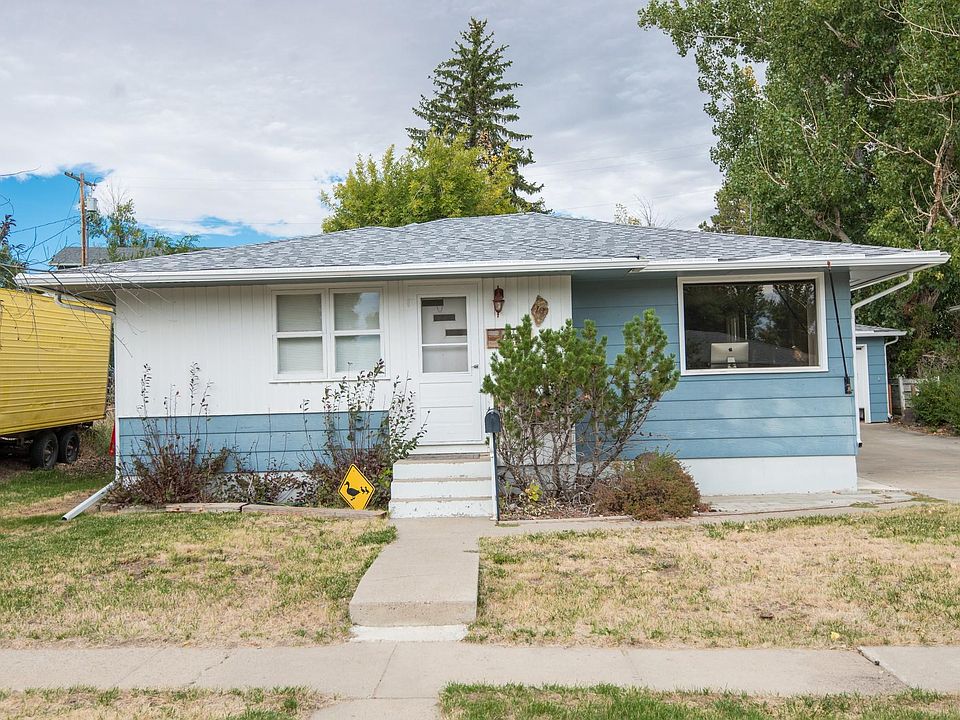 1st image of 16 Saddle Butte Dr