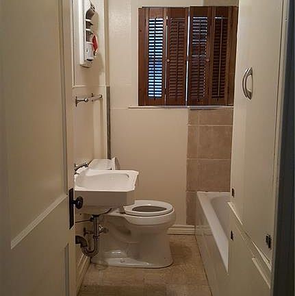 4th image of 5010 Caswell Ave
