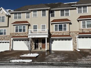 58 White Oak Ln #606, Aberdeen, NJ 07747