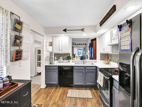 3rd image of 3083 FALCONER Drive