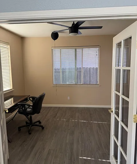 508 Lassen Way — Photo 14