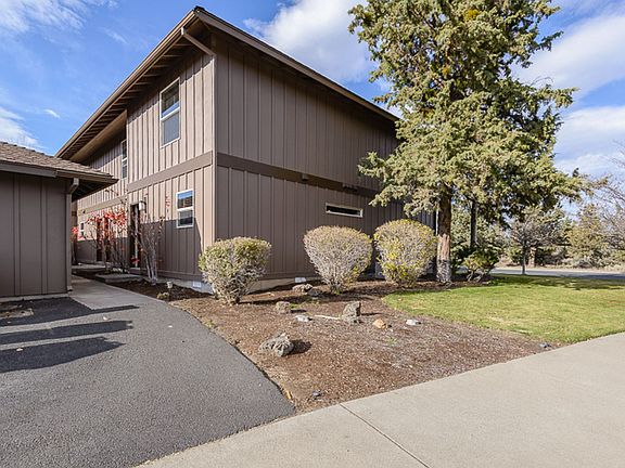 3rd image of 2334 NE Holliday Ave #3