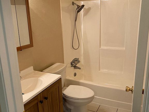 2nd image of 3714 N Shirley Ave