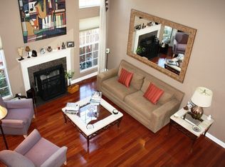 1034 Georgian Pl, Bartlett, IL 60103