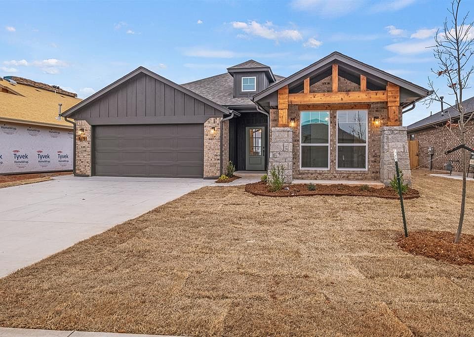1st image of 619 Ozark Ln