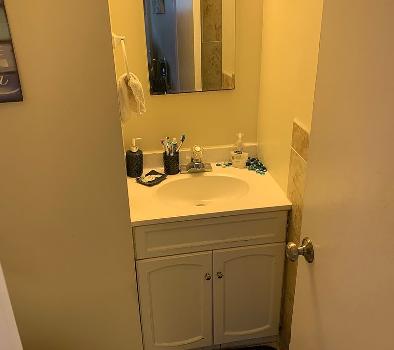 1st image of 1534 Park Ave #101