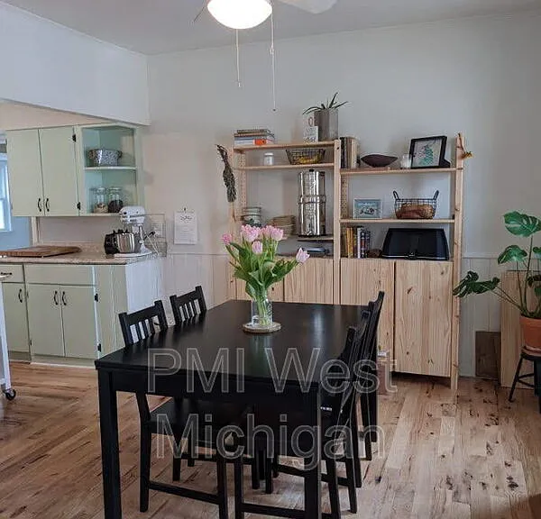 103 Fitzhugh Ave SE #1 — Photo 8