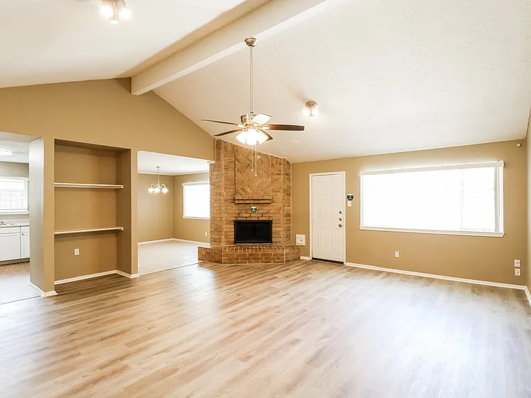 2535 Goldspring Ln — Photo 6