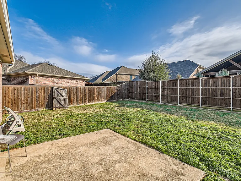 1880 Woodchase Dr — Photo 12