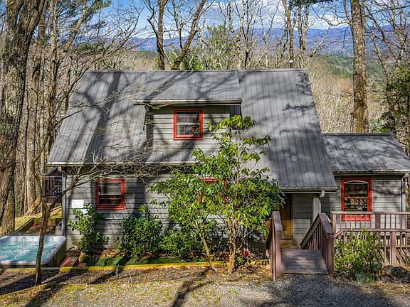 2nd image of 240 Mountain View Ct