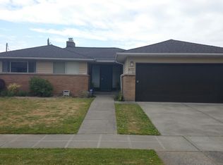 8751 21st Ave NW, Seattle, WA 98117