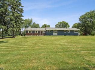 14 Randolph Ave, Randolph, NJ 07869