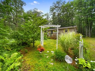 1435 The Trail Rd, Topinabee, MI 49791