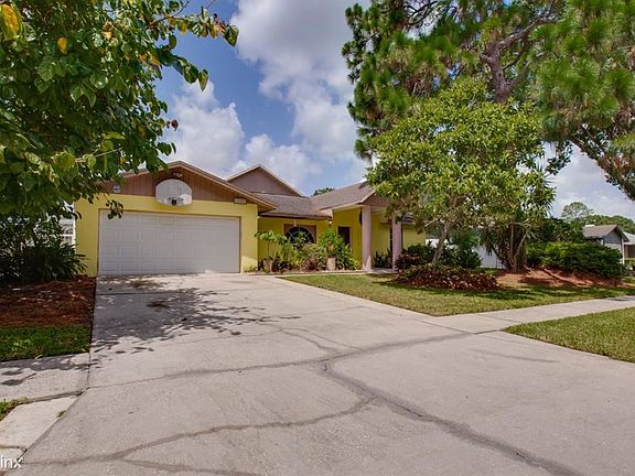 2nd image of 16406 Ashwood Dr