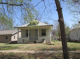 714 N 3rd St, Arkansas City, KS 67005