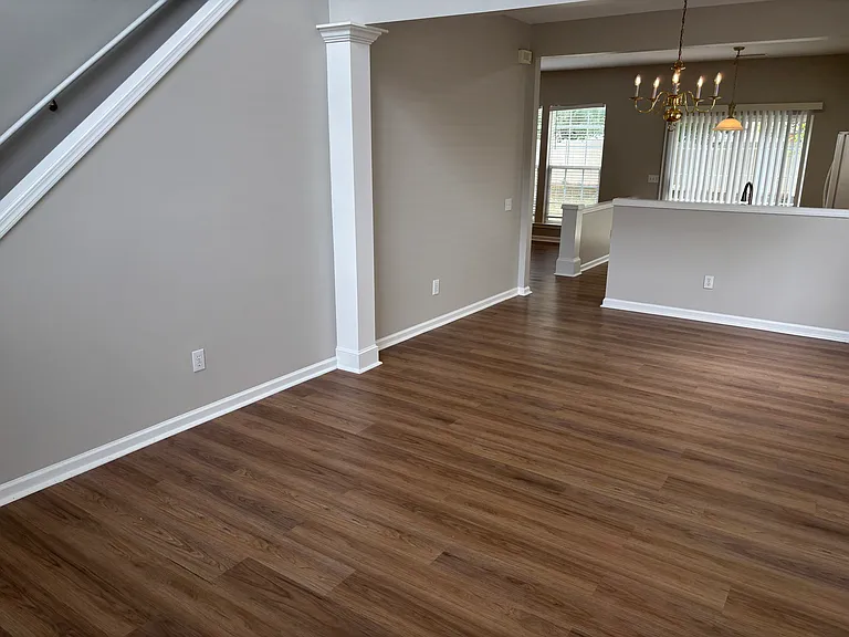2435 Normancrest Ct — Photo 6