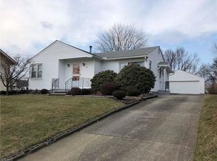 75 E Dartmore Ave, Akron, OH 44301