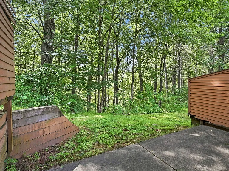 44 Tolland Ave #20 — Photo 27