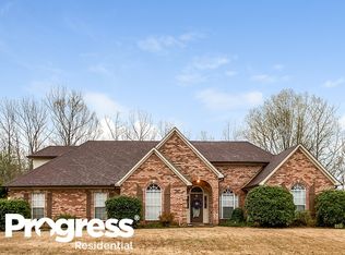 3422 Cypress Lake Dr W, Olive Branch, MS 38654