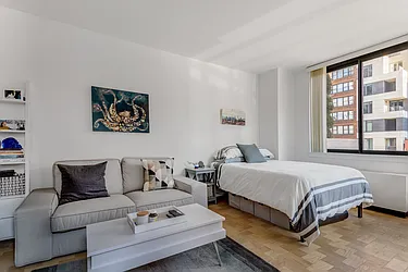 Rented by BARNES New York