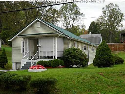 2nd image of 951 Lincoln Dr