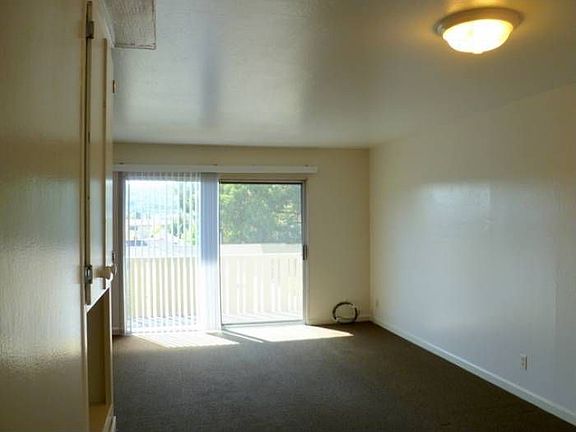 Living Room & Deck Entry