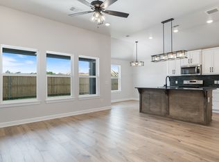 705 Caladium Dr, Yukon, OK 73099