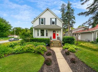 1595 Oakwood Ave, Des Plaines, IL 60016