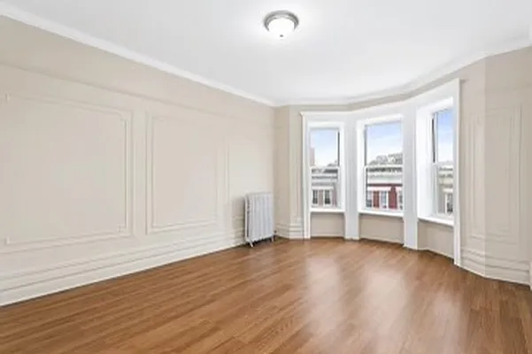 Rented by 5 Boro Realty Corp | media 9