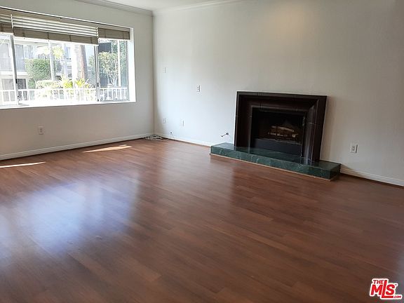 3rd image of 1414 S Saltair Ave APT 102
