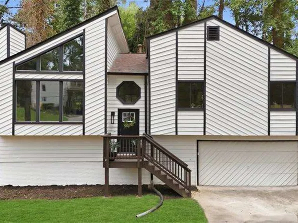 1781 Jody Dr NE, Roswell, GA 30066