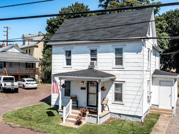 423 Chestnut Ave, Bloomsburg, PA 17815