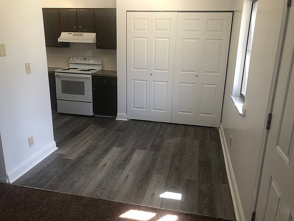 3rd image of 1823 Brewster Creek Dr