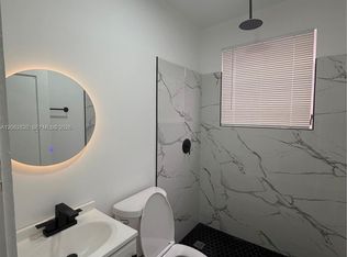 1560 SW 5th St #4, Miami, FL 33135