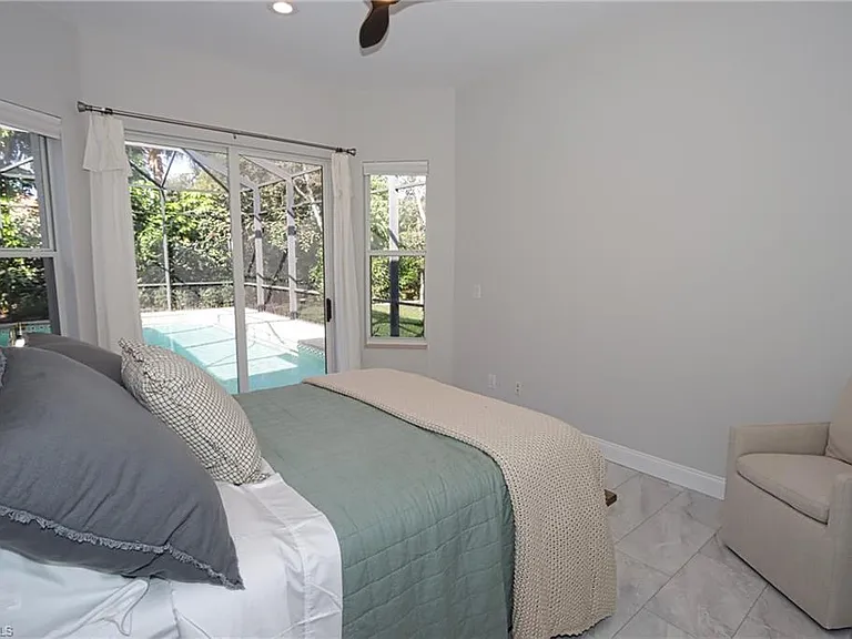 3310 Riverpark Ct — Photo 20