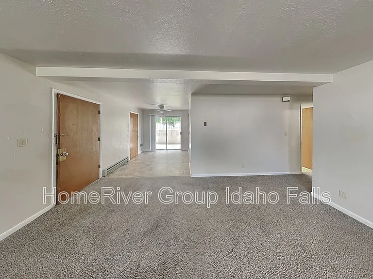 1110 Garfield St #4 — Photo 3