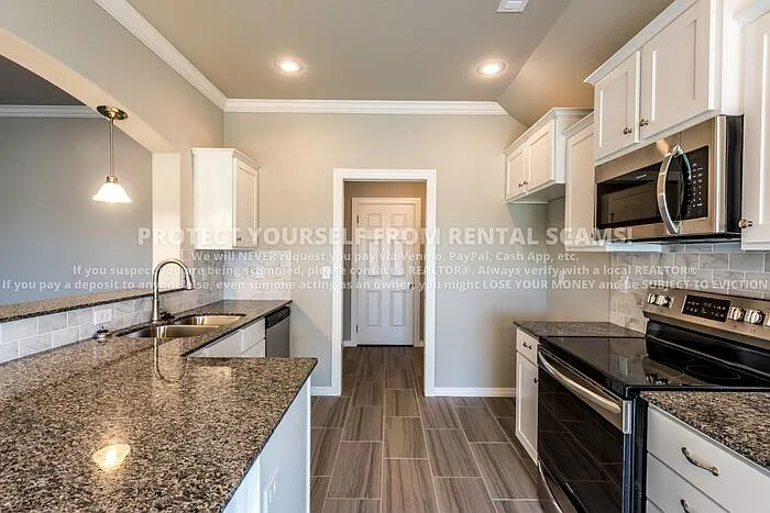 4488 W Wales Dr — Photo 6