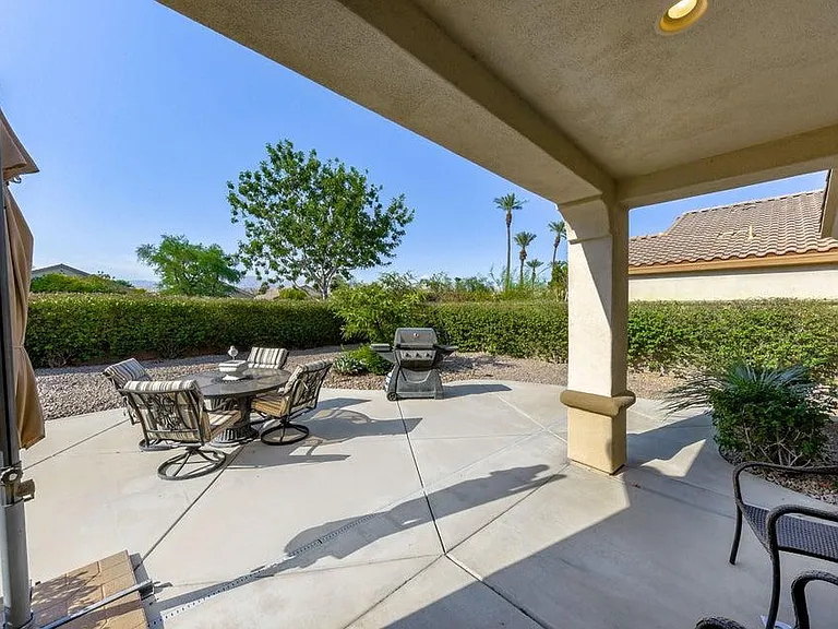 78312 Vinewood Dr — Photo 13