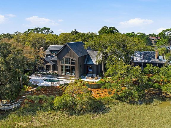 2nd image of 23 Cormorant Island Ln