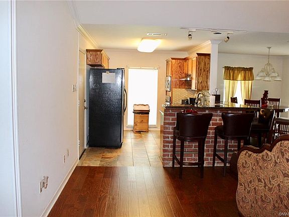 5th image of 9604 Debra Joy St