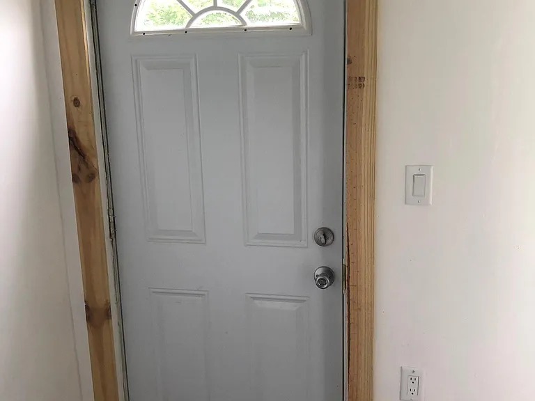 3709 Botsford St #B — Photo 2