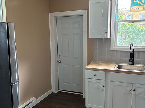 4th image of 1213 S 57th St