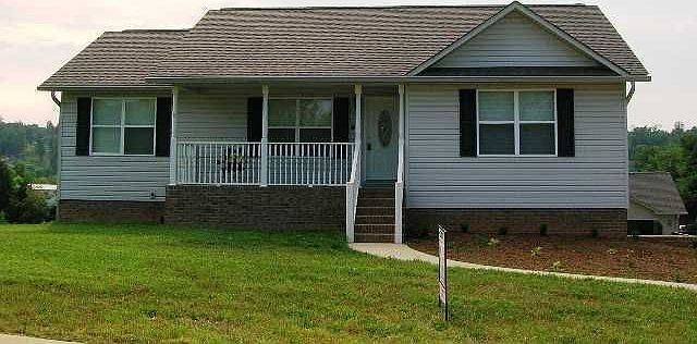1st image of 126 Sagefield Dr SE