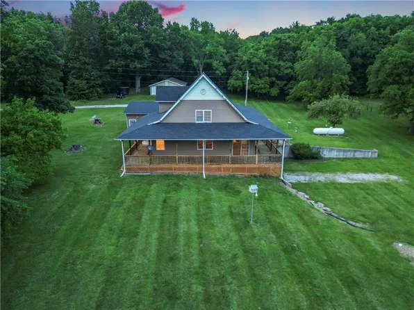 23158 Highway T, Warsaw, MO 65355