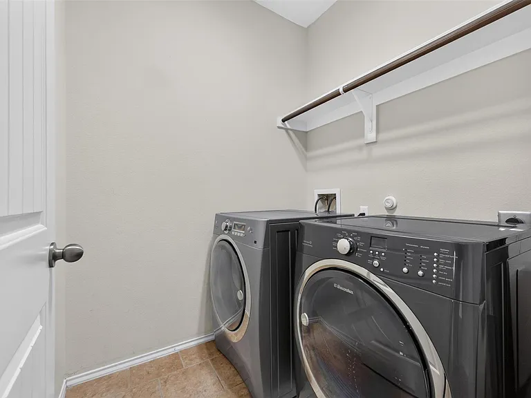 141 Vermilion Marble Trl — Photo 27