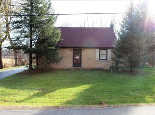 2305 W Bonniwell Rd, Mequon, WI 53097