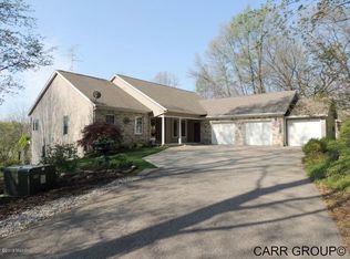3898 Hall St SW, Walker, MI 49534
