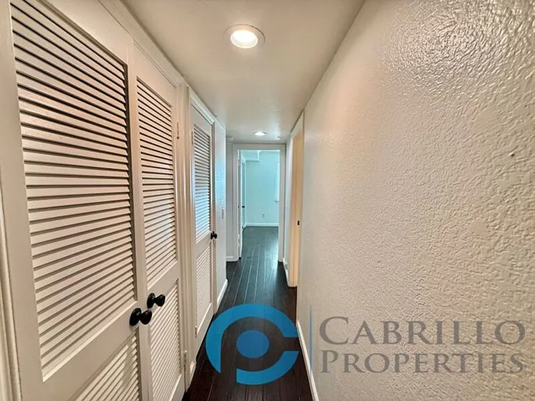 2828 Famosa Blvd #102 — Photo 12
