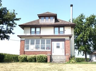 1027 County Road 2425 E, El Paso, IL 61738