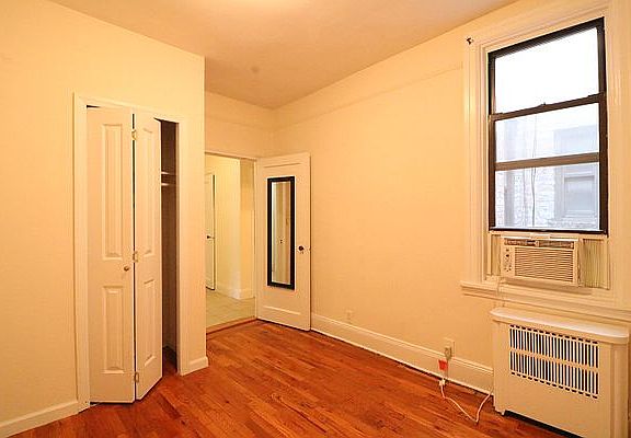 5th image of 465 W 51st St #4G